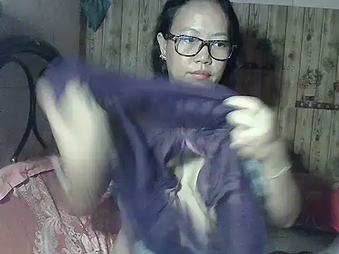 Živý XXX chat Pinay_BigTits69