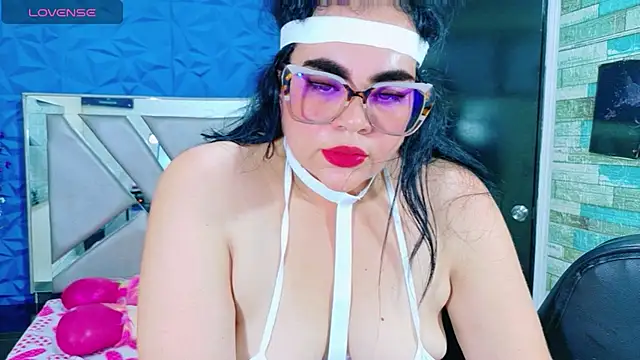 Chatroom XXX en direct de megan_glenda