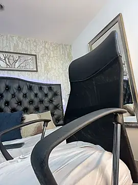 Lander_Cruz – Naživo XXX chat