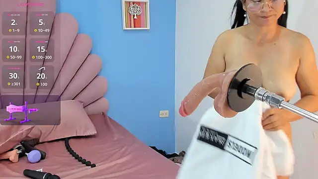 lisa_milf_ live XXX chat