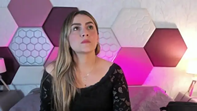 AriaRousn Live XXX chat