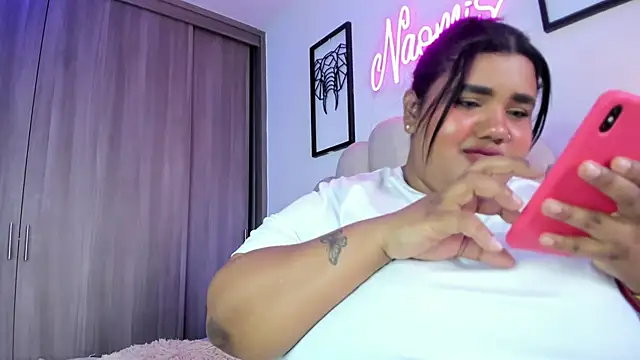 NaomiAsha – Live XXX-chat