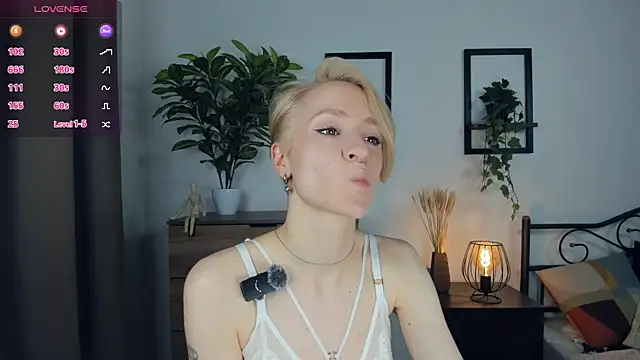 JanettePerro – Naživo XXX chat