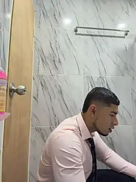 Dimitri_Colleman 即時 XXX 聊天