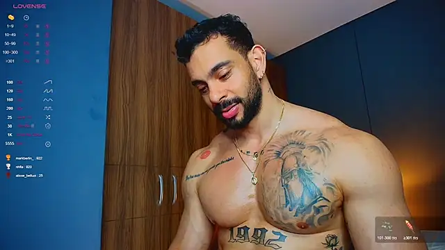 massimo_visconti live XXX chat