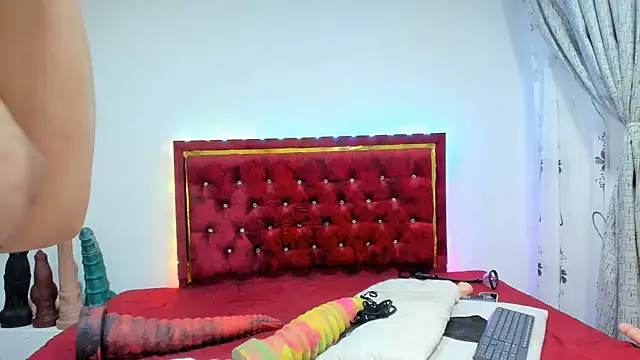 Czat XXX na żywo – charlloteevans_X