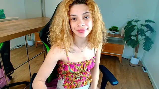 Chat +18 de Sky_sparkle ao vivo