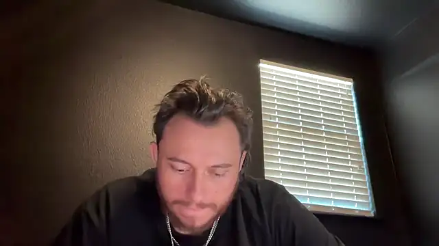 Mikecloudyhawk Chat XXX in diretta