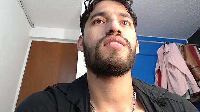 ethasteban27 Chat XXX in diretta