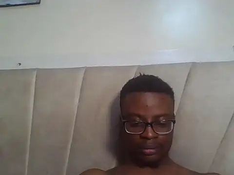 freakyboy255n Live XXX chat