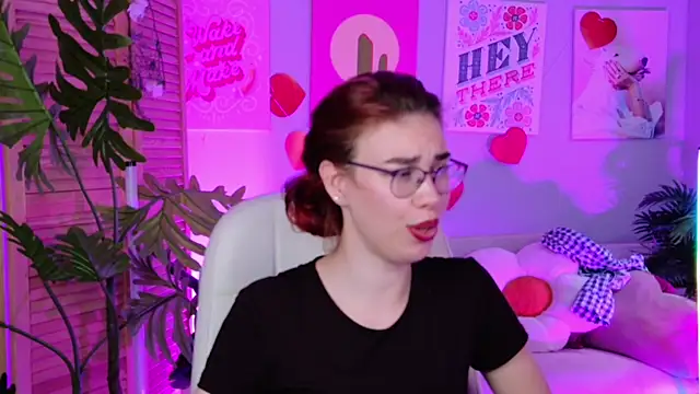 Živý XXX chat SeraphineDuskryn