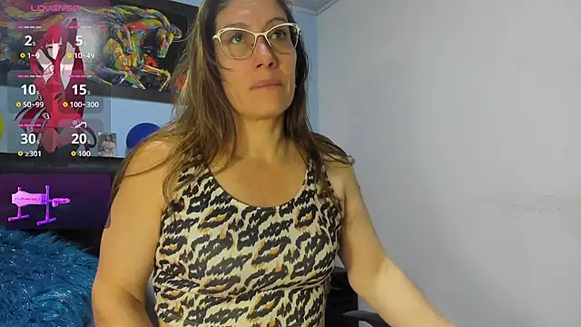 Chatroom XXX en direct de kaylaMinov_