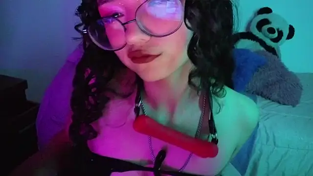 ShySheep_ live XXX chat