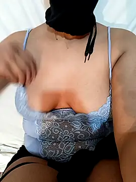 Rouda_love26 Adlı Modelin Web Kamerası Şovu