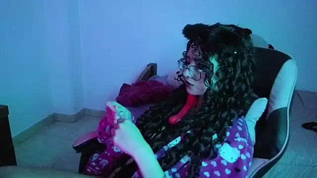 XXX chat uživo modela ShySheep_