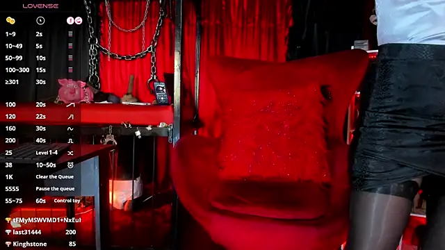 MistressAndre's Live XXX Chat