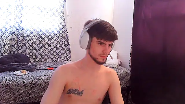 benzooo3 Live XXX-chat