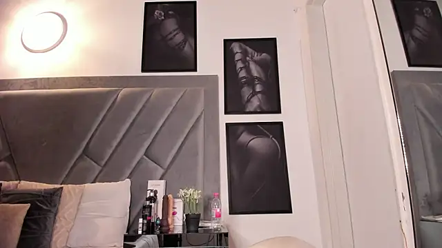 Živý XXX chat brenda_nova18