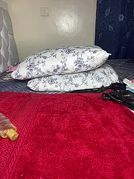 Favorite-Desire's Live XXX Chat
