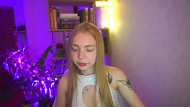 Emilyemmi's Live XXX Chat