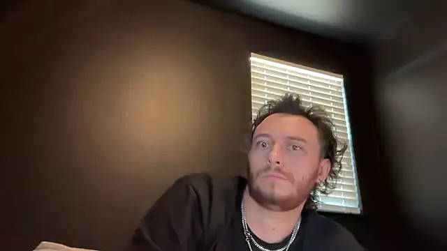Mikecloudyhawk's Live XXX Chat