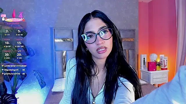 Tyla_Ks – Naživo XXX chat
