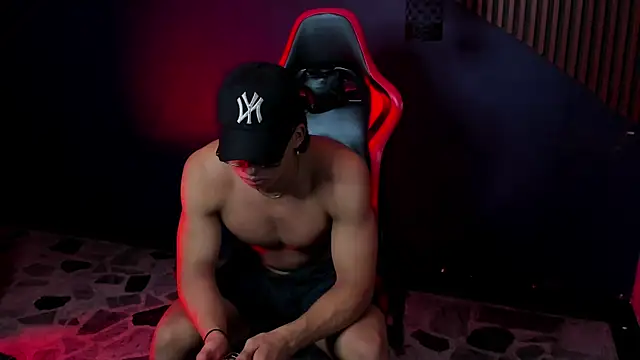 Axxel_Muscle's Live XXX Chat