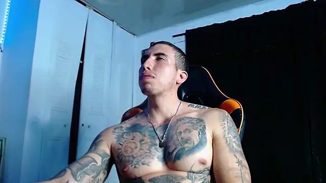 Adam_Hudsond's Live XXX Chat