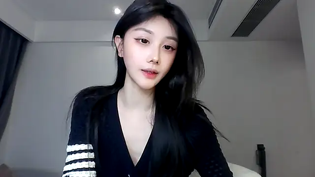 Chat XXX en directo de SylvieMaya