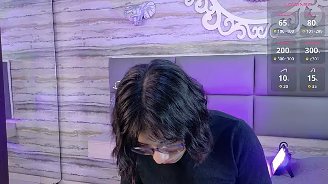 Chat +18 de katanablade__ ao vivo