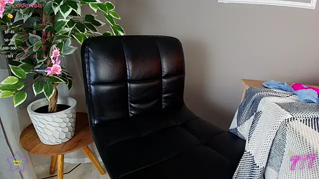 bloom_apple's Live XXX Chat