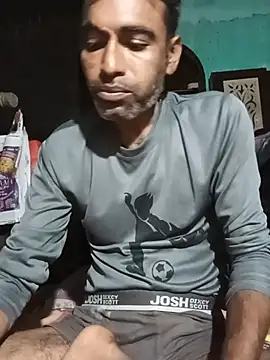 desivillageromance Show in webcam