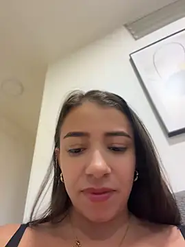 Chatroom XXX en direct de Hall_16