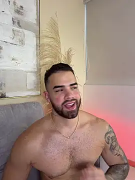 PaulPhoenix_ live XXX chat