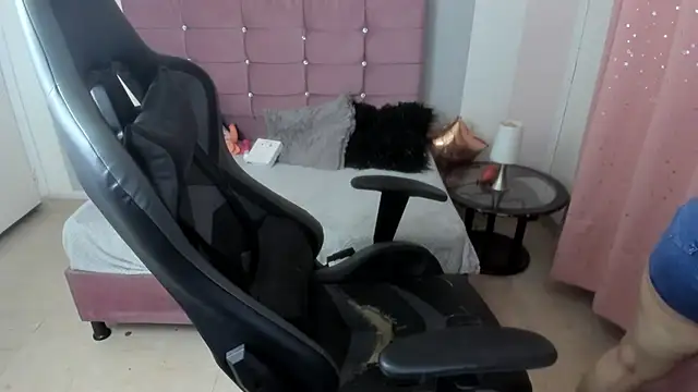 Wanda_sg Chat XXX live