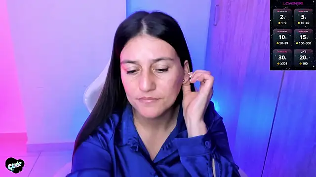 XXX chat uživo modela Saskyaa