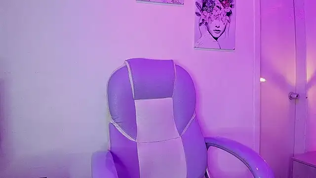 Chat +18 de Klaret_Toy ao vivo