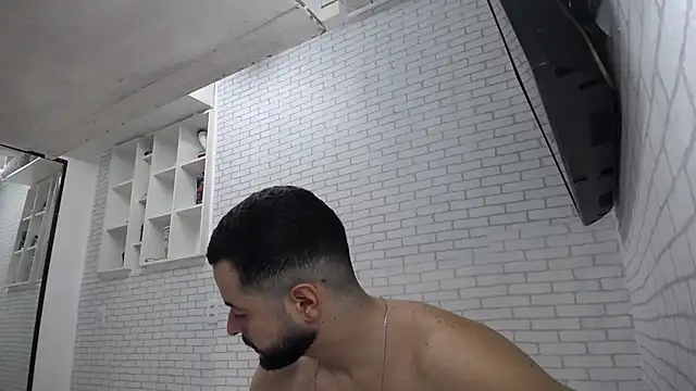 Chat +18 de BombeiroHotx ao vivo