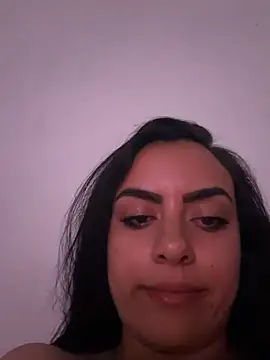 Elyza_Ibarra's Live XXX Chat