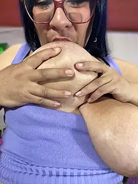 PamelaBoobsのライブXXXチャット