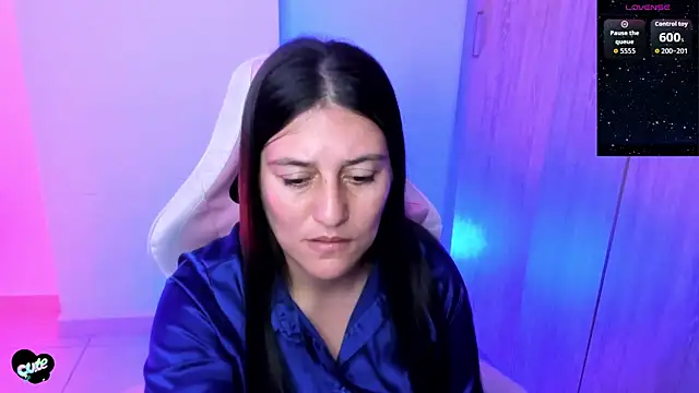 Živý XXX chat Saskyaa
