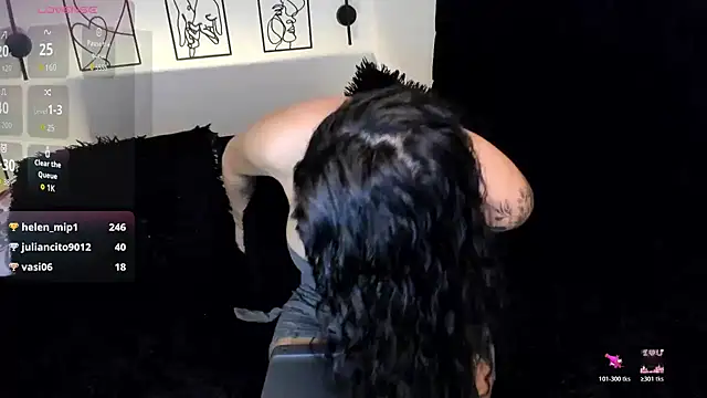 LauBm01 Chat XXX live