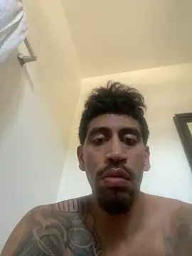 lildeecumsalot's Webcam Show