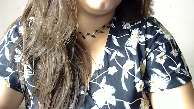 Gujjugirl1 live XXX chat