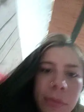adharacollinss Adlı Modelin Canlı XXX Sohbeti