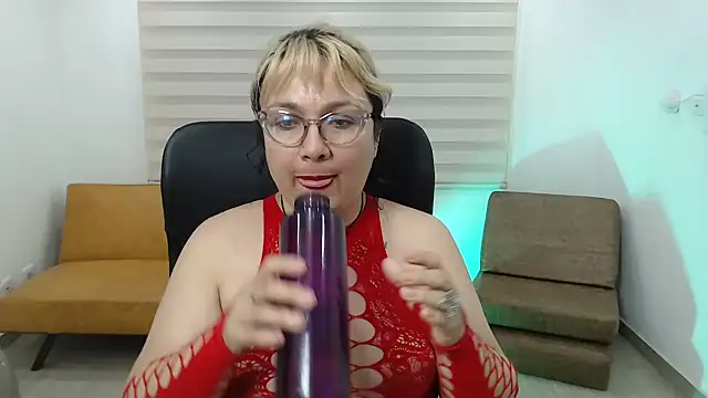 AnyaLuxx Live XXX-Chat