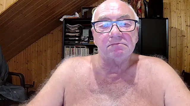 XXX chat uživo modela biggandybig