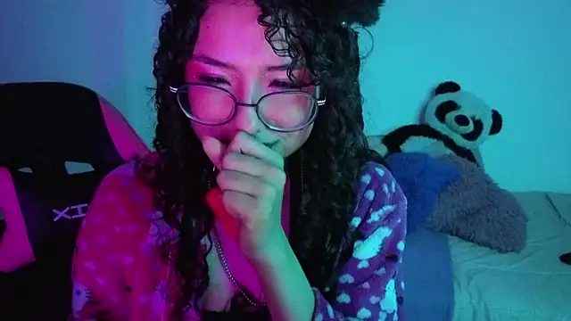 Chatroom XXX en direct de ShySheep_