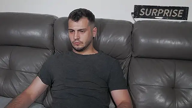 CrazyDom1 Chat XXX live