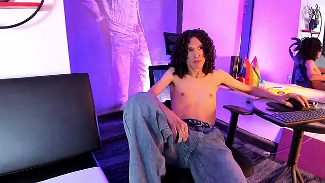 Show Webcam de anddy_hugecock